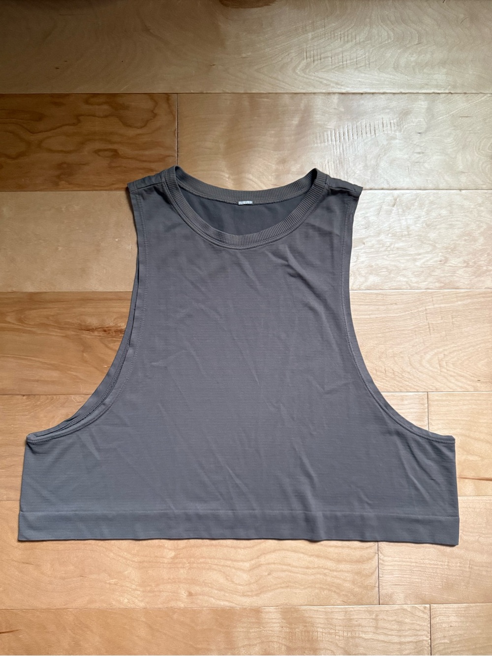 A By Avocado To Go Muscle tank